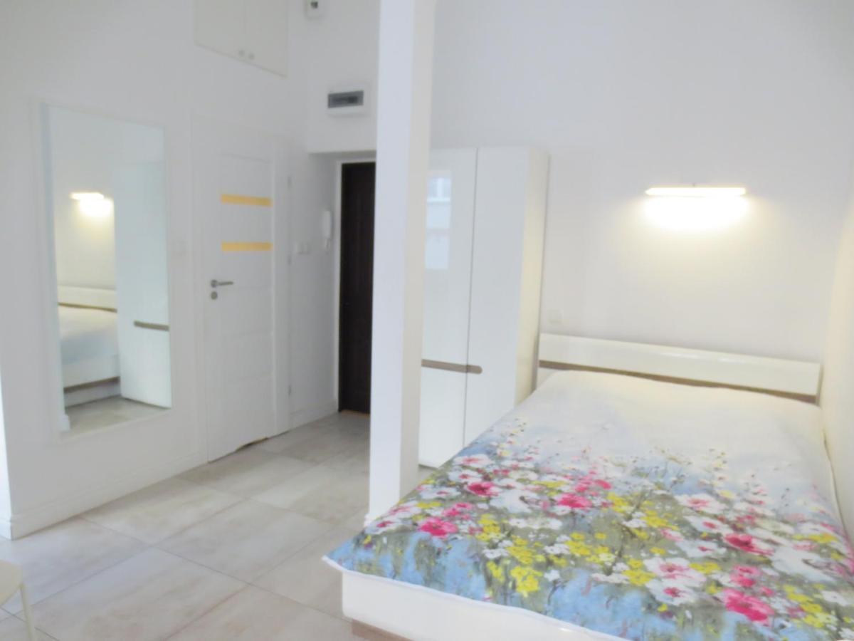 Lovely Apartment In The Heart Of The Old Town 格但斯克 外观 照片